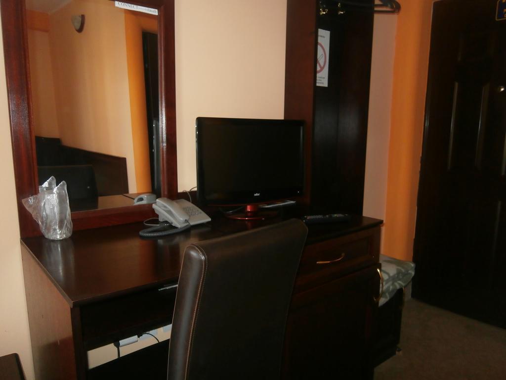 Hotel Vila Mitic Luxx Spa Centar Leskovac  Exterior foto