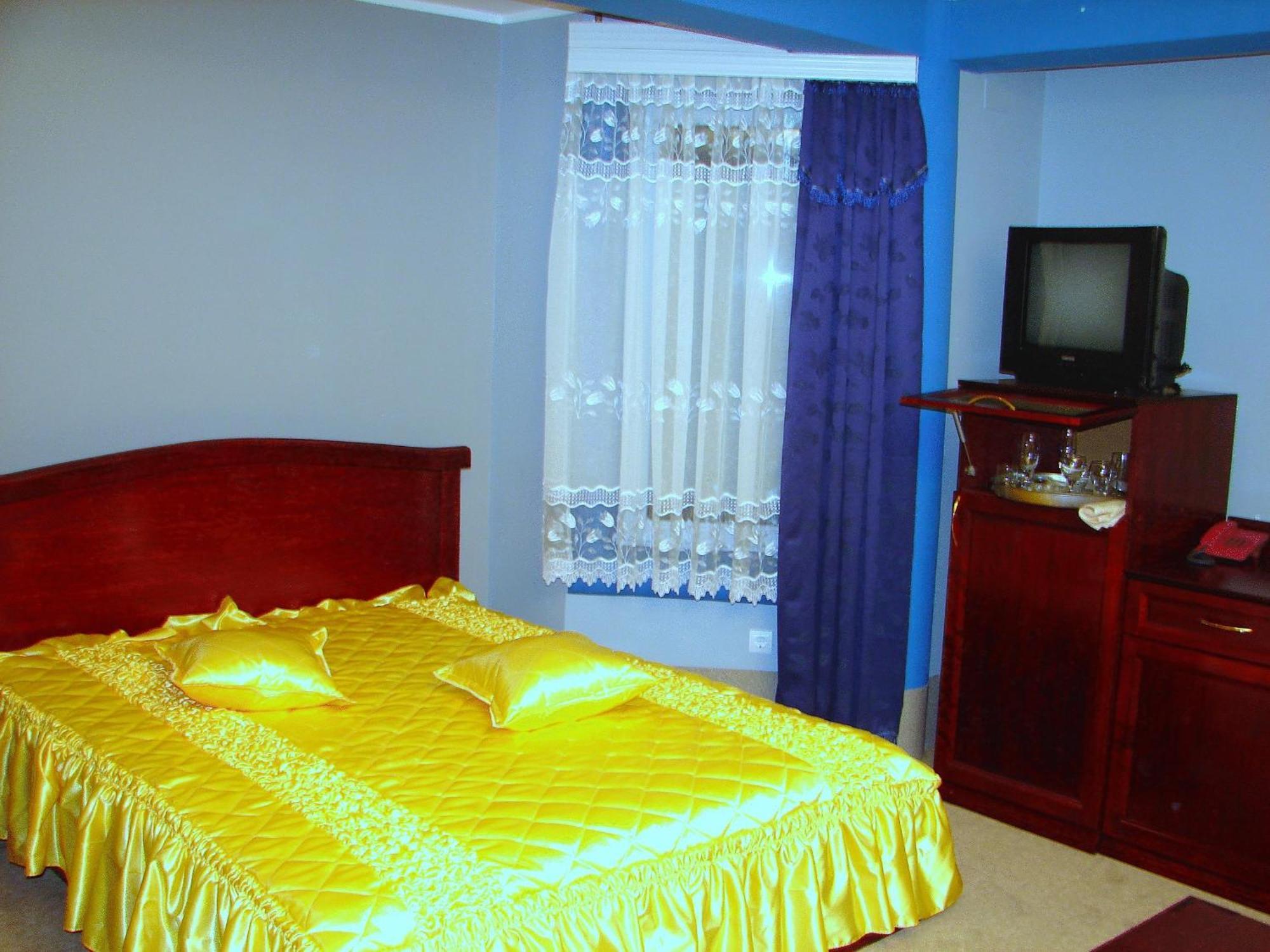 Hotel Vila Mitic Luxx Spa Centar Leskovac  Exterior foto