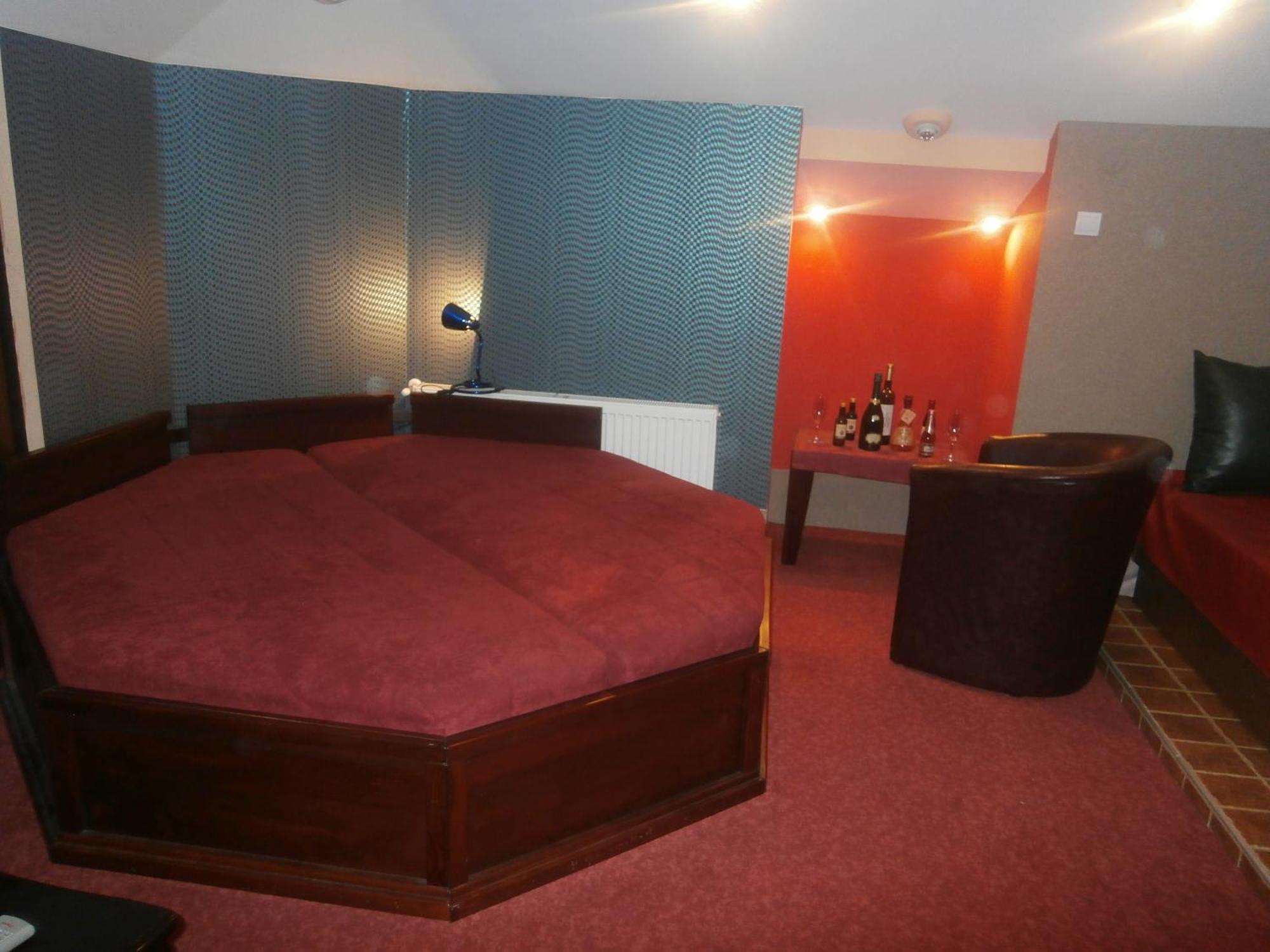 Hotel Vila Mitic Luxx Spa Centar Leskovac  Exterior foto
