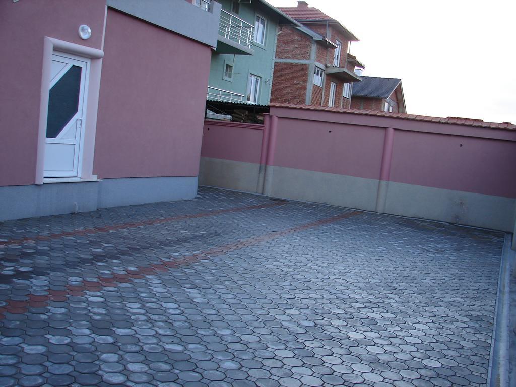 Hotel Vila Mitic Luxx Spa Centar Leskovac  Exterior foto