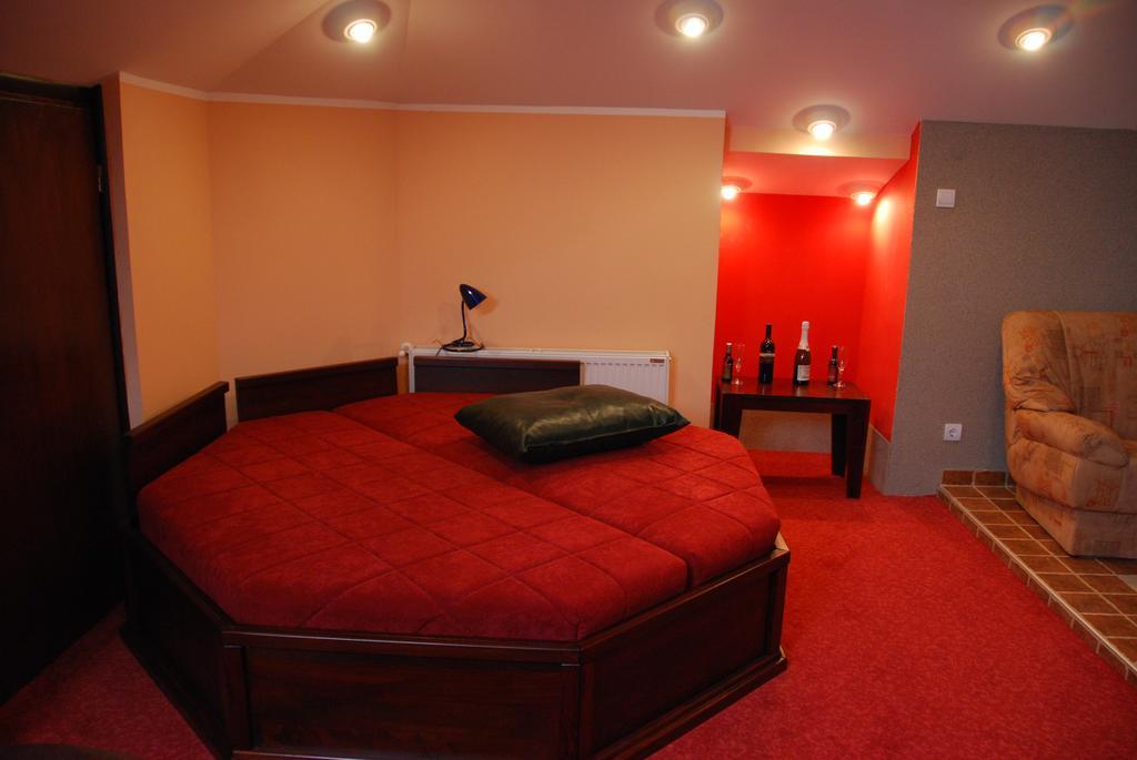 Hotel Vila Mitic Luxx Spa Centar Leskovac  Exterior foto